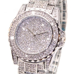 DIAMOND quartz watch...