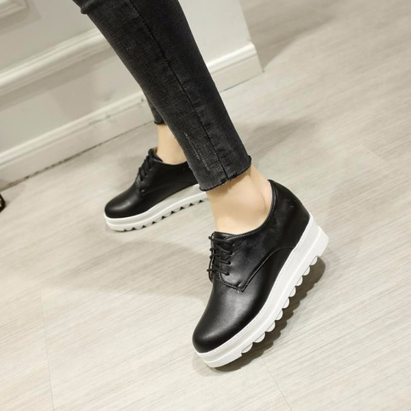 ladies black platform shoes