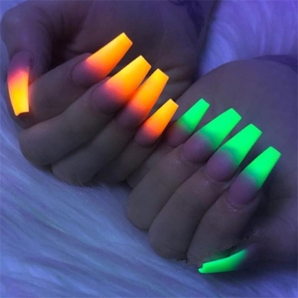 glow in the dark orange nails