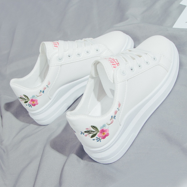 white shoes spring 2019
